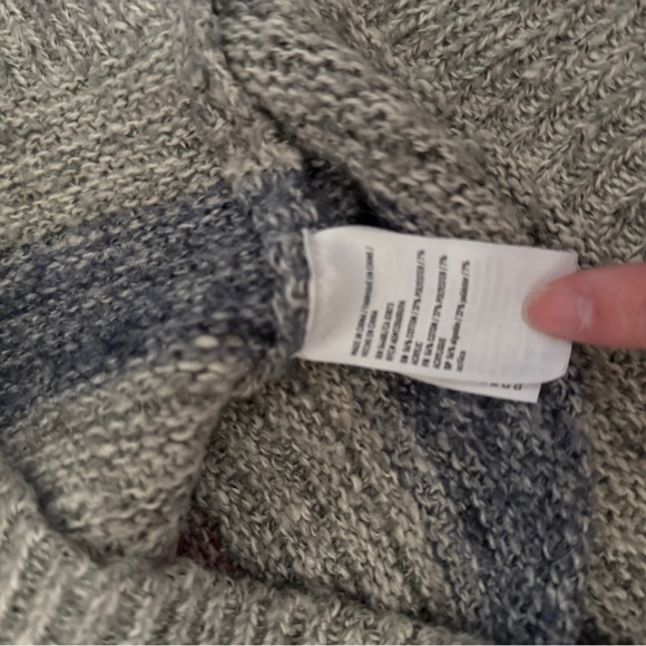 Mock Neck Sweater - Picture 6 of 8